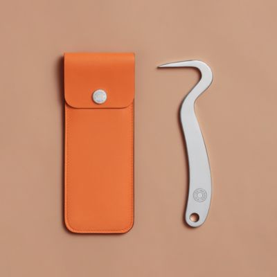 馬具：鞍、手綱、馬着 | Hermès - エルメス-公式サイト